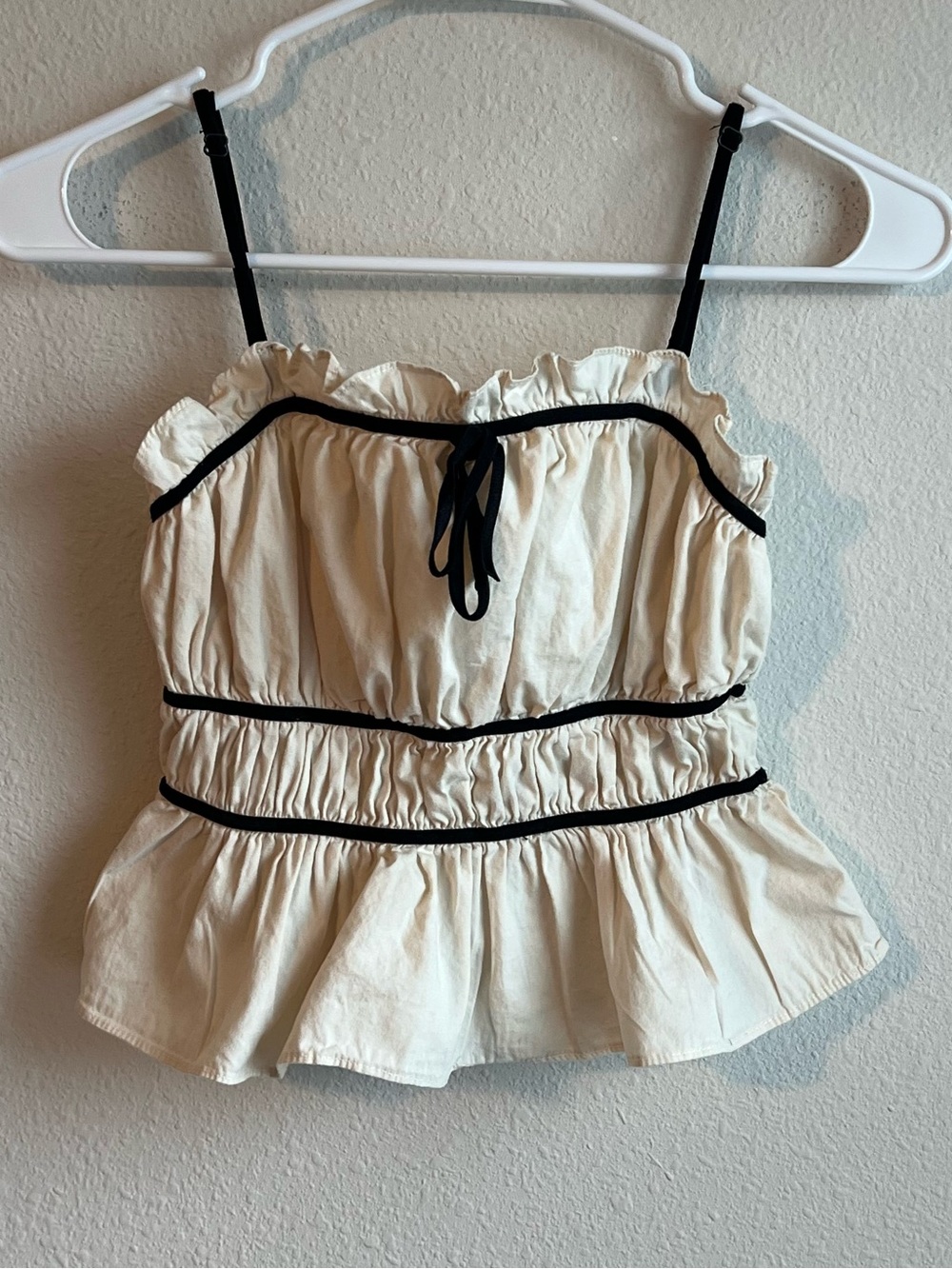 Japna Cream Ruffle Peplum Camisole with Black Trim and Rouched Waist Sz. Small
